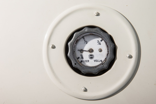 Adler Diplomat Geländesport (1935) - Die instandgesetzte Tankanzeige