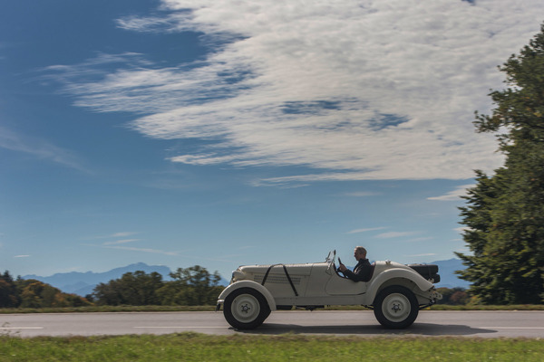 Adler Diplomat Geländesport (1935) - ... hinaus in die Welt