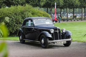 Adler Trumpf Cabriolet (1938) - 995 cm3, vier Zylinder, 25 PS und 90 km/h Spitze - 21. Classic-Gala Schwetzingen 2025