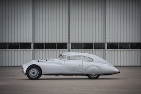 Adler Trumpf Rennlimousine (1938) - als Lot 227 an der RM/Sotheby's Versteigerung in Monterey am 13. - 15. August 2015 Adler Trumpf Rennlimousine (1938) - als Lot 227 an der RM/Sotheby's Versteigerung in Monterey am 13. - 15. August 2015