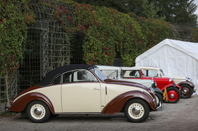 Adler Typ 10 "Autobahn" Karmann Kabriolett (1955) - mit Sechszylindermotor, 2448 cm3, 58 PS und 130 km/h Spitze, immerhin 600 Exemplare - 21. Classic-Gala Schwetzingen 2025
