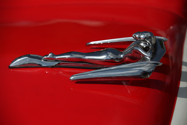 Adrette Kühlerfigur auf einem Nash Metropolitan - Dolder Classics Mai 2015