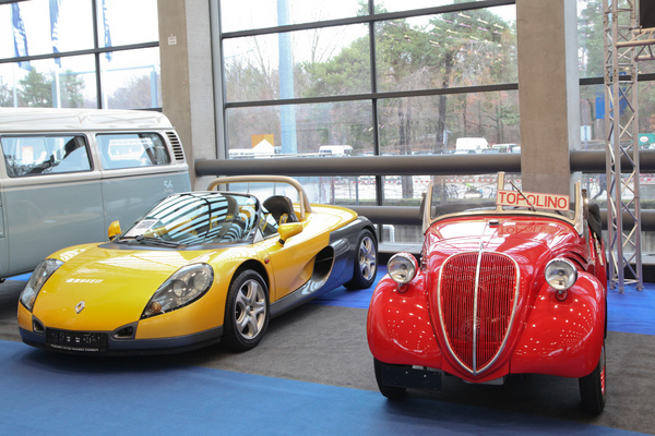 Bild: Ähnliche Ideen, unterschiedliche Ausführung - Fiat Topolino und Renault Spider - Retro Classics Bavaria 2018