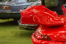 Aerodynamik-Tendenzen - Absisskante gegen mächtiges Flügelwerk (Ferrari 275 GTB, Porsche 911, Maserati Mistral) - 42. Auto e Moto d'Epoca 2025