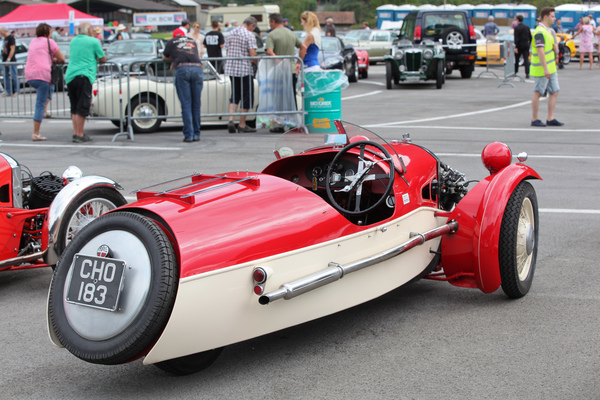Aerodynamische Formgebung mit verjüngendem Heck beim Morgan Threehweeler - British Car Meeting Mollis 2017