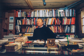 Albert Obrist in seinem Büro