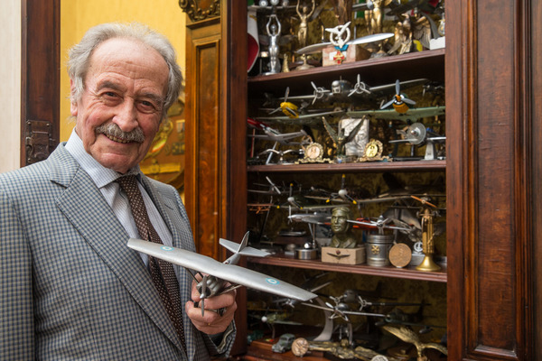 Aldo Brovarone liebt auch Fluzgeuge