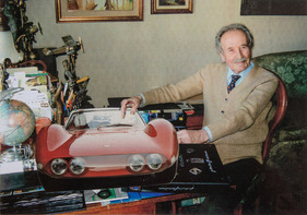 Aldo Brovarone mit dem berühmten Dino-Entwurf