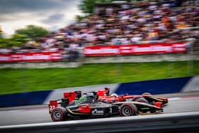Alex Geier duellierte sich bei den Boss GP mit Marco Ghiotto im zweiten Rennen - Red Bull Ring Classics 2023