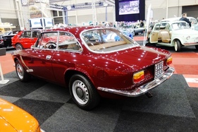 Alfa Romeo 1300 GT Junior (1969) - in Rot - InterClassics Maastricht 2019