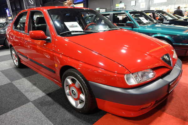 Alfa Romeo 146 ti (2000) – mit 39'000 km für 19'950 Euro – Classic Car Show Maastricht 2025