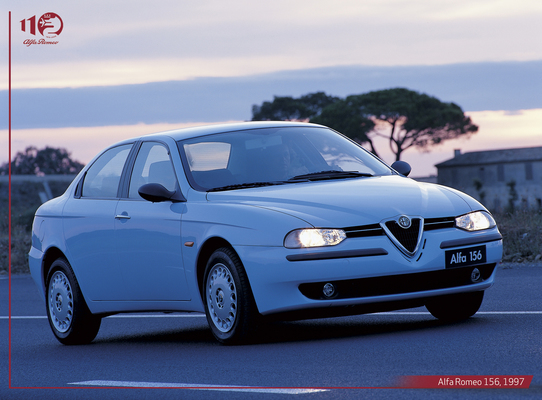 Bild: Alfa Romeo 156 (1997) - "Er scheint sich zu bewegen, selbst wenn er steht" - Walter de Silva.