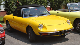 Alfa Romeo 1600 Spider (1975) - angeboten an der Versteigerung der Oldtimer Galerie in Toffen am 29. April 2017 Alfa Romeo 1600 Spider (1975) - angeboten an der Versteigerung der Oldtimer Galerie in Toffen am 29. April 2017