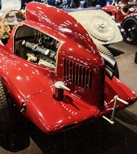 Alfa Romeo 16c Bimotore (1934) – Anlasskurbel hinten