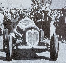 Alfa Romeo 16c Bimotore (1934) – Beim AVUS-Rennen Alfa Romeo 16c Bimotore (1934) – Beim AVUS-Rennen