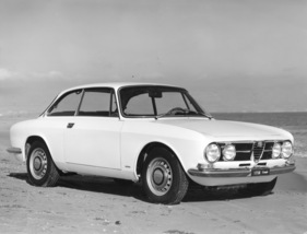 Alfa Romeo 1750 Coupé GT Veloce (1969) - so stellt man sich ein italienisches Coupé vor