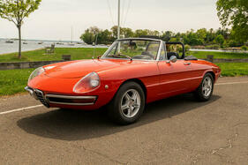 Alfa Romeo 1750 Duetto Spider (1969) - als Lot 110 angeboten an der Bonhams 'The Greenwich Auction" am 5. Juni 2022