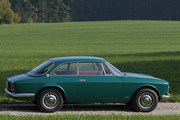 Alfa Romeo 1750 GT Veloce - Zeitlose Bertone-Linie