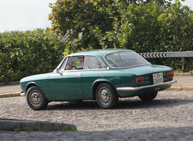 Alfa Romeo 1750 GT Veloce - der Traum vieler Jünglinge in den Sechzigerjahren