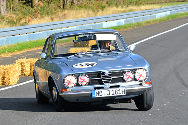 Alfa Romeo 1750 GTV (1969) - Pista e Piloti Flugplatz Pferdsfeld 2020