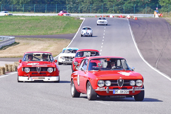 Alfa Romeo 1750 GTV (1970) - Pista & Piloti Pferdsfeld 2024