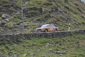 Alfa Romeo 1750 GTV (1970) - bei der Überquerung des Flüelapasses an der Passione Engadina 2019 Alfa Romeo 1750 GTV (1970) - bei der Überquerung des Flüelapasses an der Passione Engadina 2019