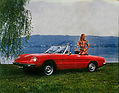 Alfa Romeo 1750 Spider Veloce (1972) - nur die schnellen Modelle hatten Plexiglas-Scheinwerferabdeckungen