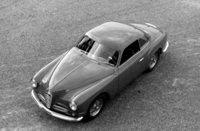 Alfa Romeo 1900 C (1952) - Touring Superleggera Karosserie