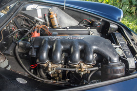 Alfa Romeo 1900 C Super Sprint (1956) - mit zwei Doppel-Fallstromvergasern von Solex