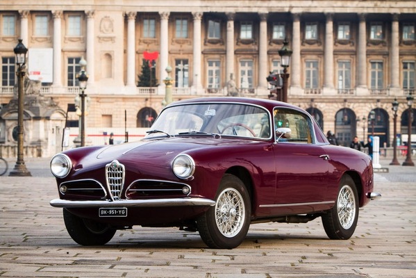 Image: Alfa Romeo 1900 C Super Sprint Coupé (1958) - offered as lot 389 at the auction "Les Grandes Marques du Monde au Grand Palais" by Bonhams on February 6, 2014