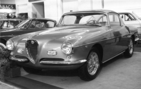 Alfa Romeo 1900 SS Coupé Ghia-Aigle (1956) - eleganter Coupé-Aufbau der Firma Ghia S. A. Aigle, gezeigt am Genfer Salon 1956