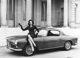 Alfa Romeo 1900 SS, Superleggera (1956) - mit Touring-Karosserie und abgesenktem Motor, auf dem Chassis der zweiten Serie