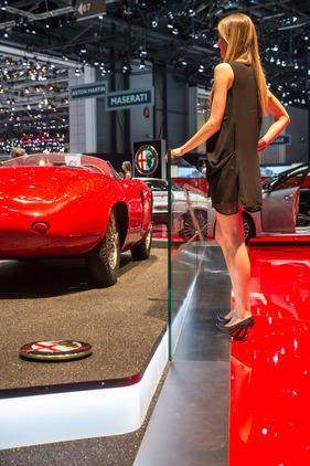 Alfa Romeo 1900 Sport Spider - charmant präsentiert - auf dem Genfer Automobilsalon 2015 Alfa Romeo 1900 Sport Spider - charmant präsentiert - auf dem Genfer Automobilsalon 2015