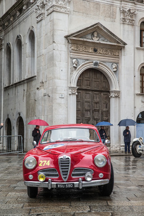 Alfa Romeo 1900 Sprint Touring (1953) - an der Mille Miglia 2016