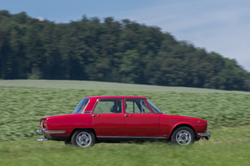 Alfa Romeo 2000 Berlina (1972) - gehörte zu den Schnellen auf der Landstrasse und auf der Autobahn