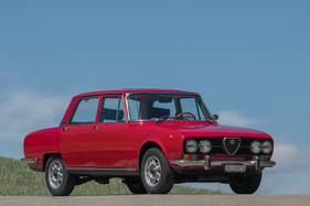 Alfa Romeo 2000 Berlina (1972) - schnörkellose Karosserie