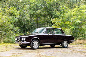 Alfa Romeo 2000 Berlina (1973) – angeboten als Lot Nr. 101 bei der RM-Sotheby's-Versteigerung in Paris am 4. und 5. Februar 2025