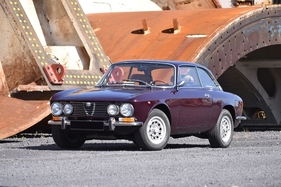 Alfa Romeo 2000 GT Veloce (1971) - als Lot 206 an der Artcurial Versteigerung "Sur les Champs" 2019 Alfa Romeo 2000 GT Veloce (1971) - als Lot 206 an der Artcurial Versteigerung "Sur les Champs" 2019