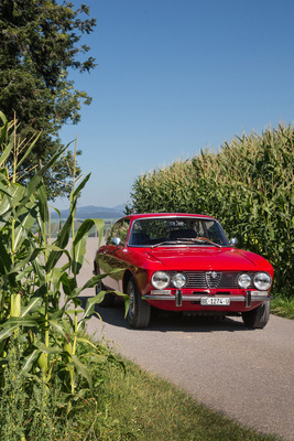 Alfa Romeo 2000 GTV (1973) - klassisches GT-Coupé mit überzeugenden Proportionen