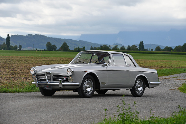 Image: Alfa Romeo 2000 S Coupé Vignale (1959) - registered for the Oldtimer Galerie Gstaad auction on December 29, 2024