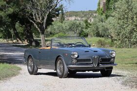 Alfa Romeo 2000 Spider (1960) - als Lot 131 angeboten an der Artcurial Le Mans Classic Versteigerung am 30. Juni 2023