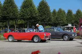 Alfa Romeo 2000 Spider (1962) - als Besonderheit mit V8-5,4-Liter-Motor von Chevrolet ausgerüstet - 20. ASC Classic-Gala Schwetzingen 2024