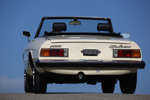 Alfa Romeo 2000 Spider (1978) - der Zweiliter war die motorische Krönung
