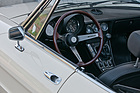 Alfa Romeo 2000 Spider (1978) - fahrerorientierte Cockpit-Gestaltung