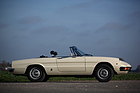 Alfa Romeo 2000 Spider (1978) - macht offen ...