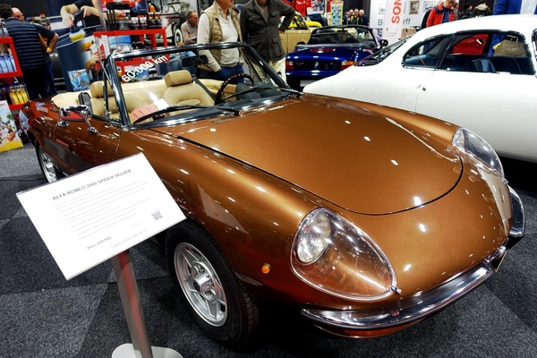 Alfa Romeo 2000 Spider Veloce (1981) – für 29'950 Euro angeboten – Classic Car Show Maastricht 2025