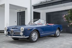 Alfa Romeo 2600 Spider (1962) - als Lot 14 an der Bonhams Chantilly Versteigerung am 3. September 2016