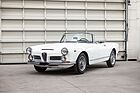 Image: Alfa Romeo 2600 Spider (1964) - Lot 085 at the Artcurial Musée Automobile du Château de Vernon auction 2025