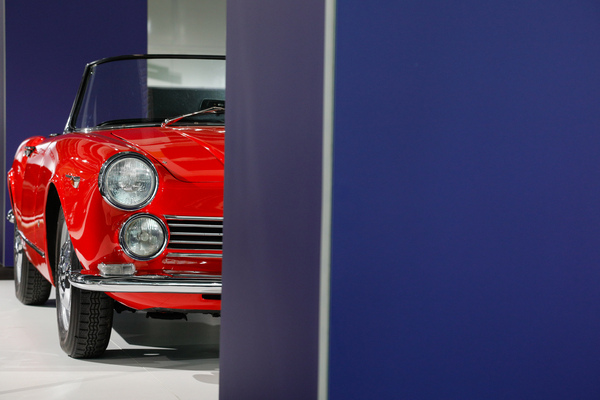 Alfa Romeo 2600 Spider (1966) - gesehen auf dem Stand der Touring Garage - 38. Auto Zürich 2025