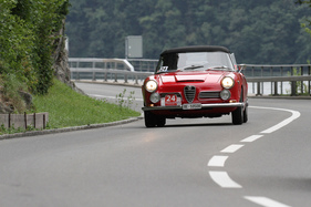 Alfa Romeo 2600 Spider Touring (1964) - an der OCC Jungfrau Rallye 2020